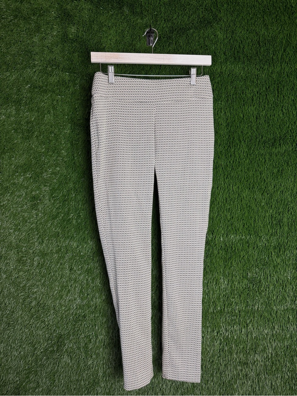 Apt. 9 Cream and Black Textured Skinny Pants